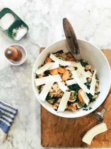 Przepis na Roasted Zucchini and Apricot Tabbouleh
